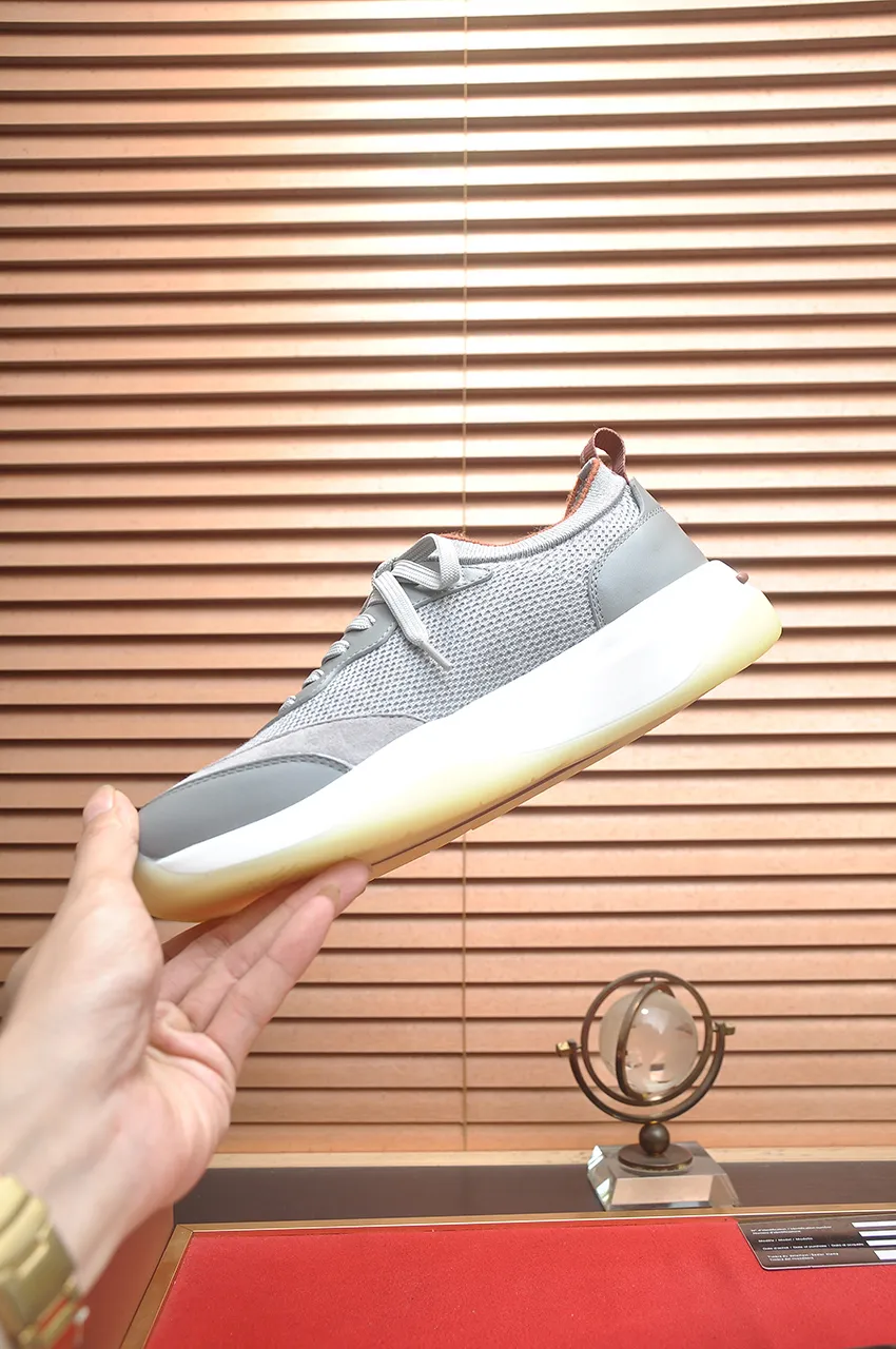 Men's men's shoes 💰640💶[𝐥𝐨𝐫𝐨 𝐏𝐢𝐚𝐧𝐚] lp classic loafers, an Italian treasure brand, the only brand that can match Hermès! Only after wearing it do we realize that we cannot let down our feet. The upper is imported cashmere, the lining of water-dyed cowhide ➕ the cowhide feet, the official original glass rubber outsole, and the pendant. Exclusive original packaging (tag ➕ brand paper ➕ outer box ➕ hand bag) code number: 38-46
